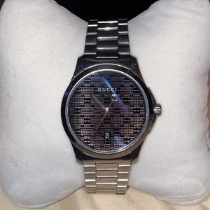 Gucci Timeless Men’s watch